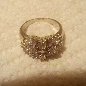 Elegant Silver Cluster Ring